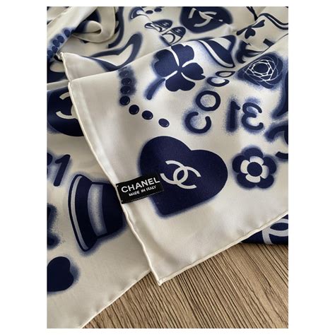 chanel foulard paris bianco|Foulards — Mode .